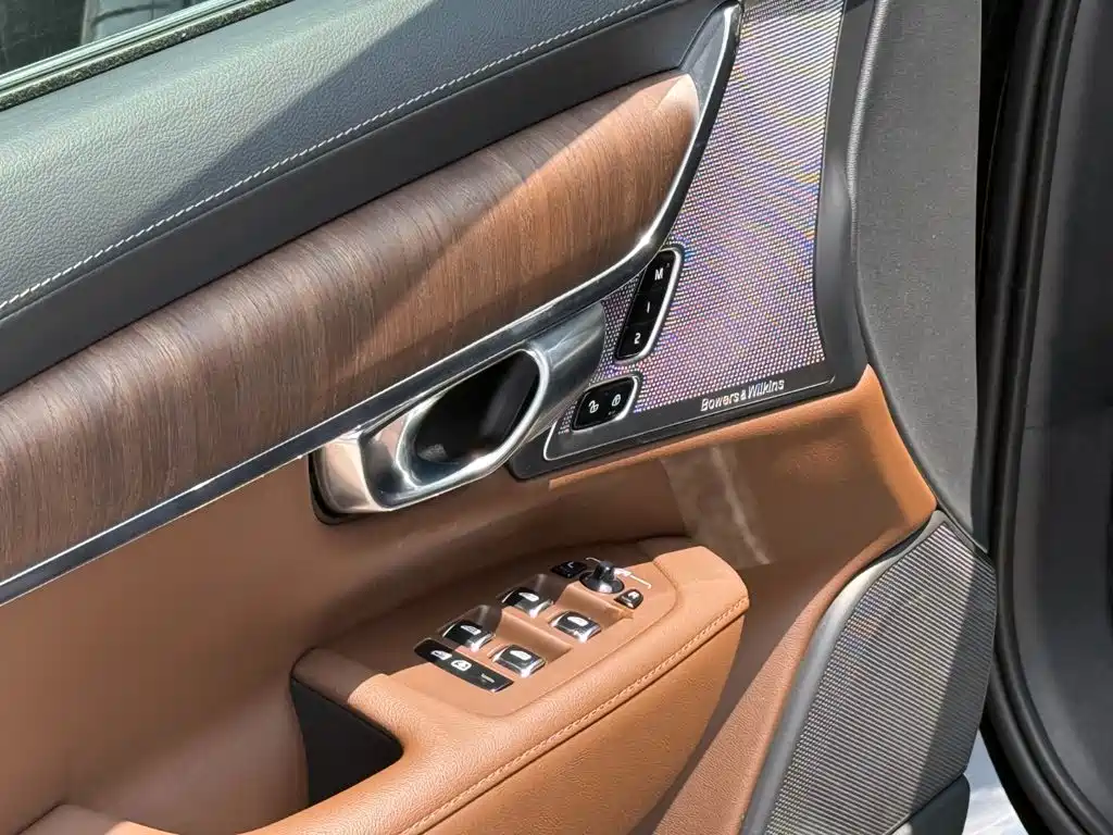 Volvo S90 Plug-in Hybrid 2024 2024 PHEV AWD Long Range Excellence Luxury Edition