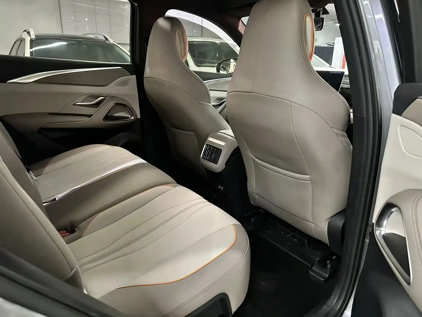 BYD Song Pro New Energy 2024 Glory Edition DM-i 71KM Pilot фото 11