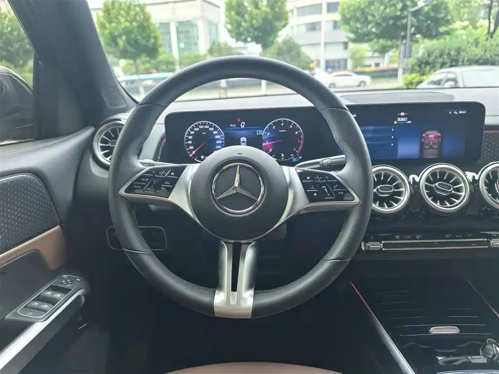 Mercedes-Benz GLB 2024 GLB 200 Dynamic фото 9