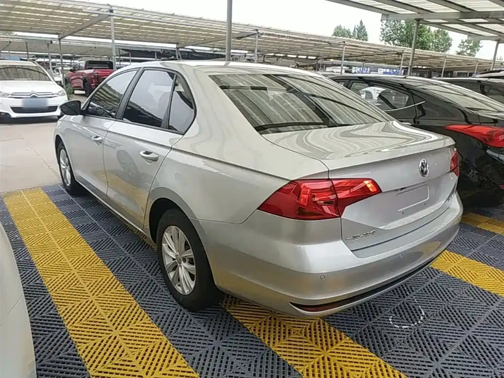 Volkswagen Bora 2016 Model 1.6L Manual Fashion фото 5