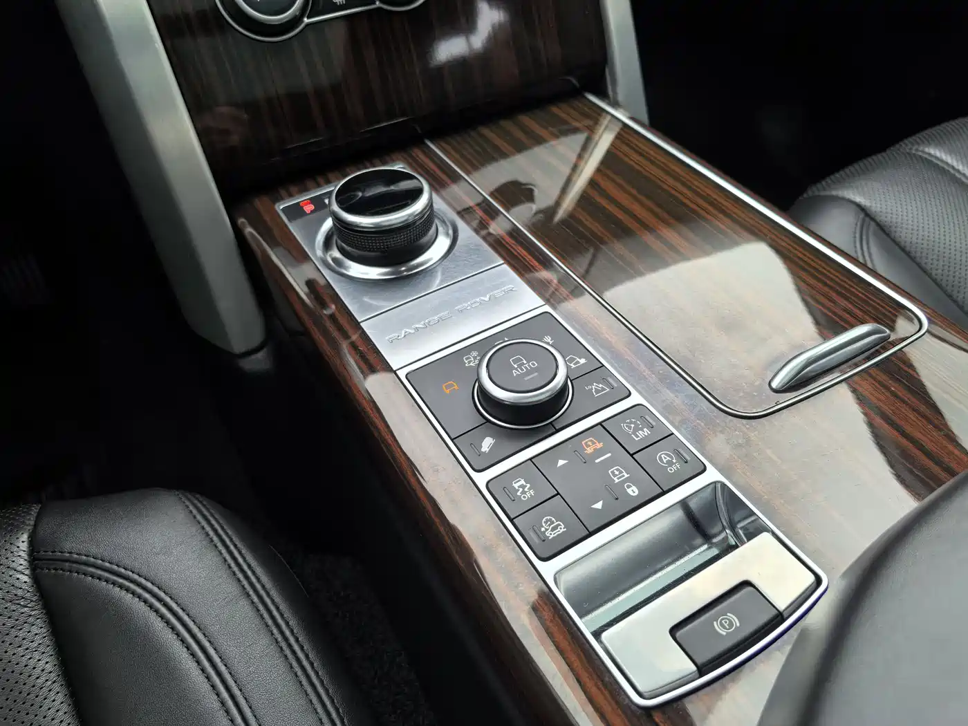 Land Rover Range Rover 2016 3.0 SC V6 Vogue фото 8