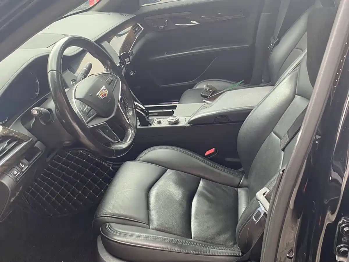 Фото 7 - Cadillac CT6