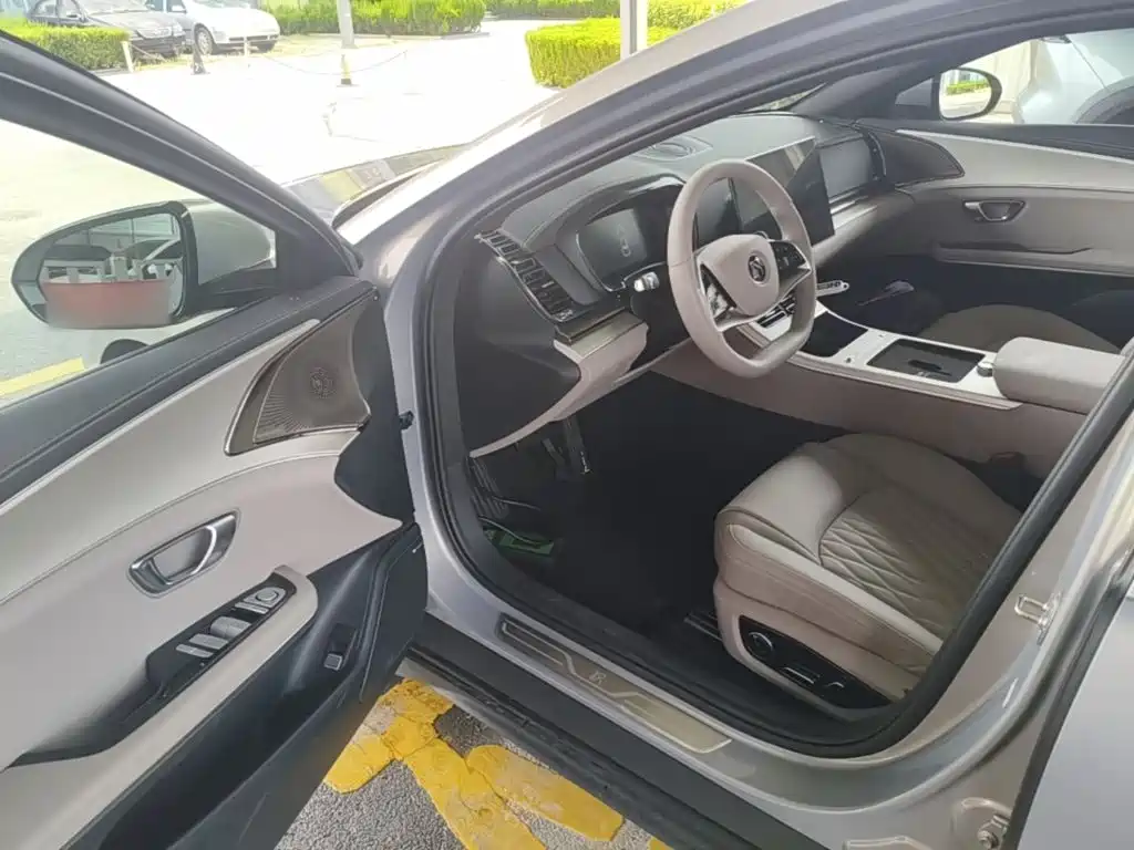 BYD Han 2025 2026 EV Intelligent Driving Edition 635KM LiDAR Flagship