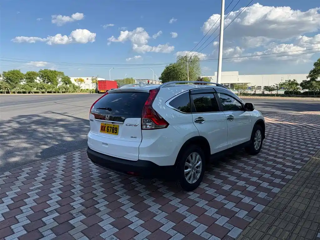 Фото 5 - Honda CR-V