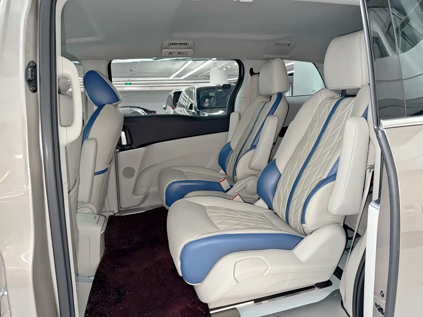 Buick GL8 2022 Land Business Class 652T Comfort фото 5