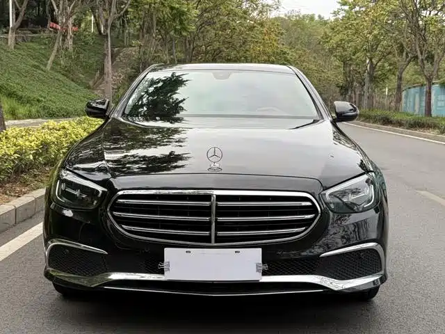  E CLASS