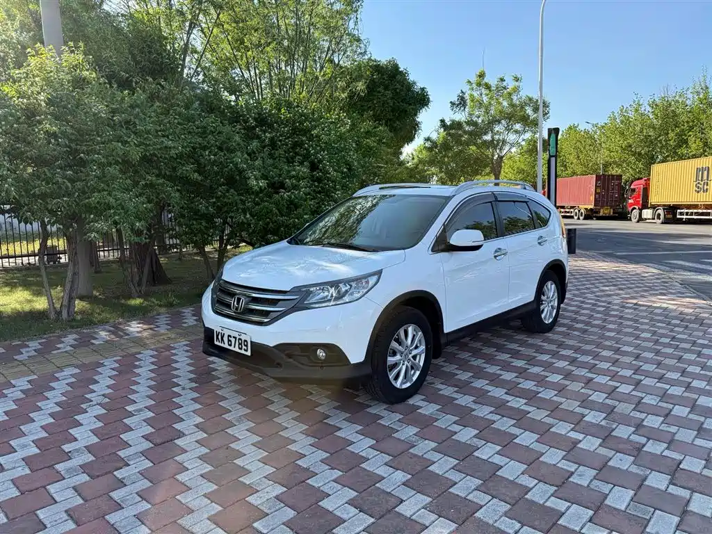 Фото 1 - Honda CR-V