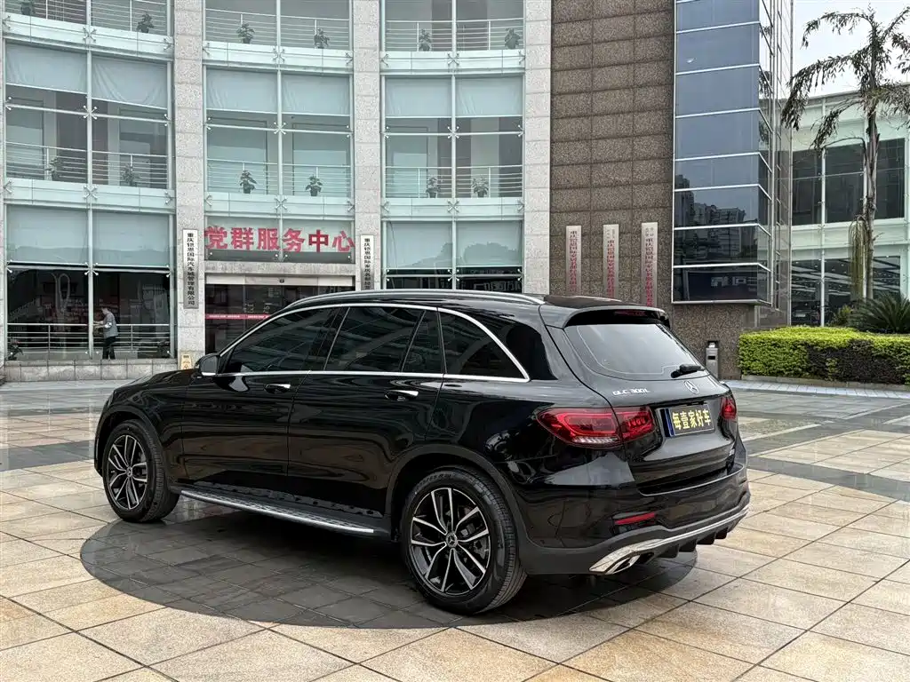 Mercedes-Benz GLC 2022 Facelift GLC 300 L 4MATIC Dynamic фото 7