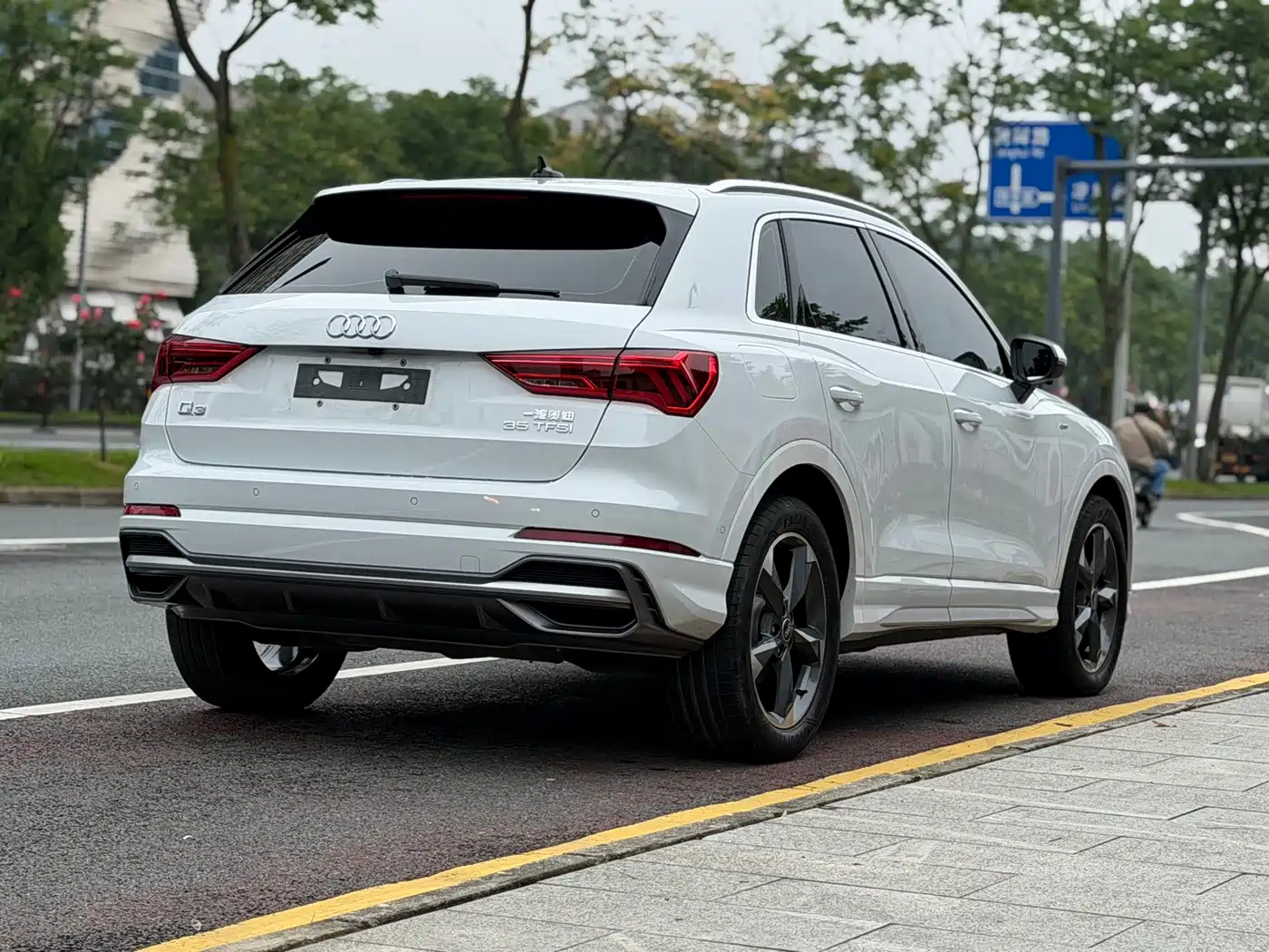 Audi Q3 2023 35 TFSI Fashion Dynamic (1.4T) фото 4