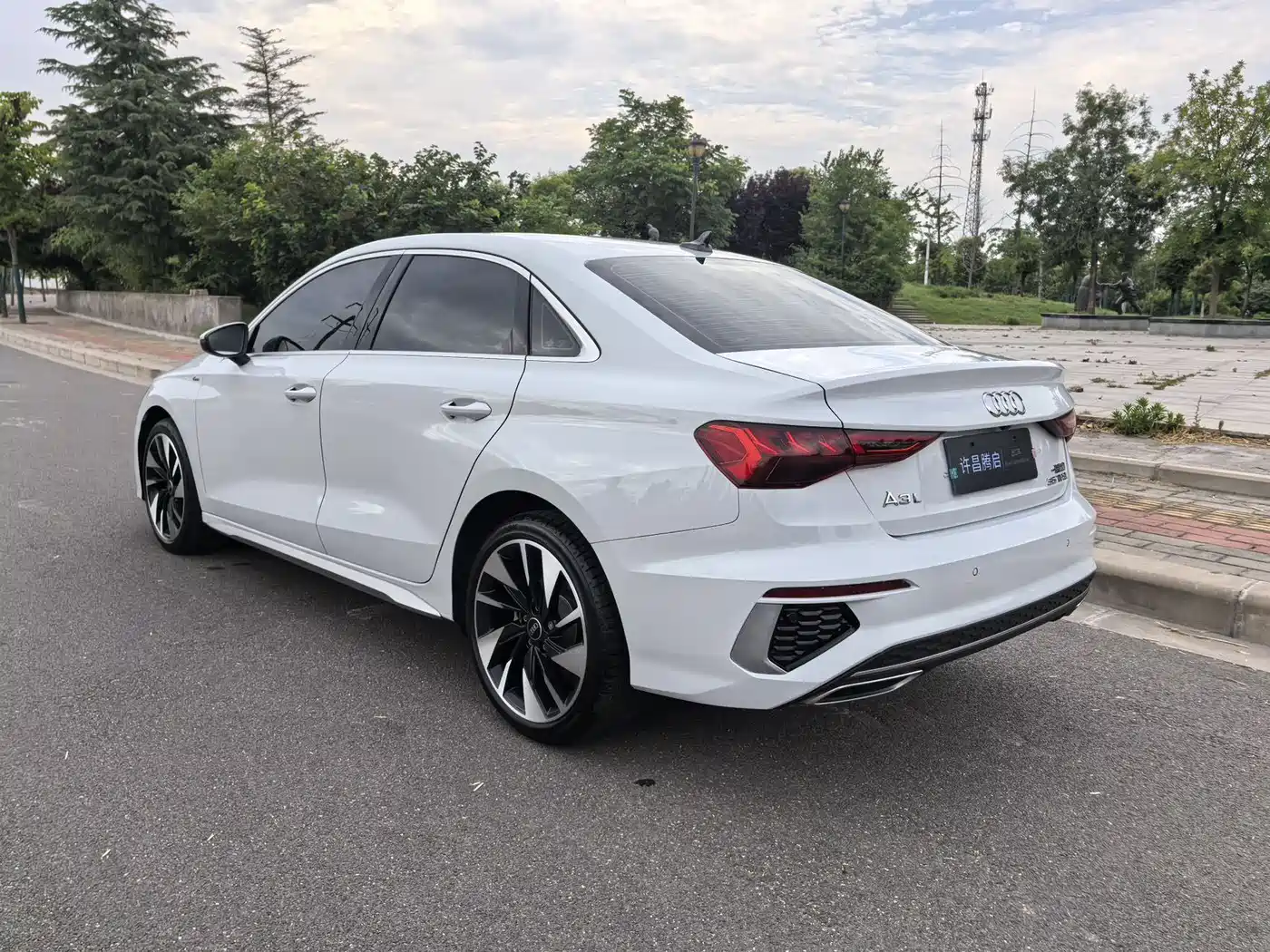 Audi A3 2023 A3L Limousine 35 TFSI Fashion Sport фото 5