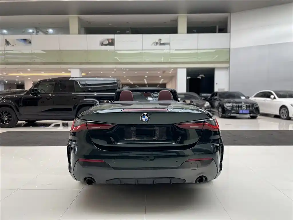 BMW 4 Series 2023 430i Convertible M Sport Shadowline Package фото 8