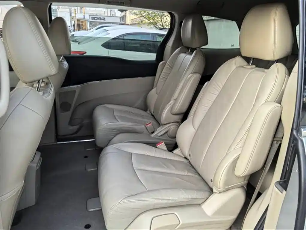 Buick GL8 2017 25S Luxury China V фото 4