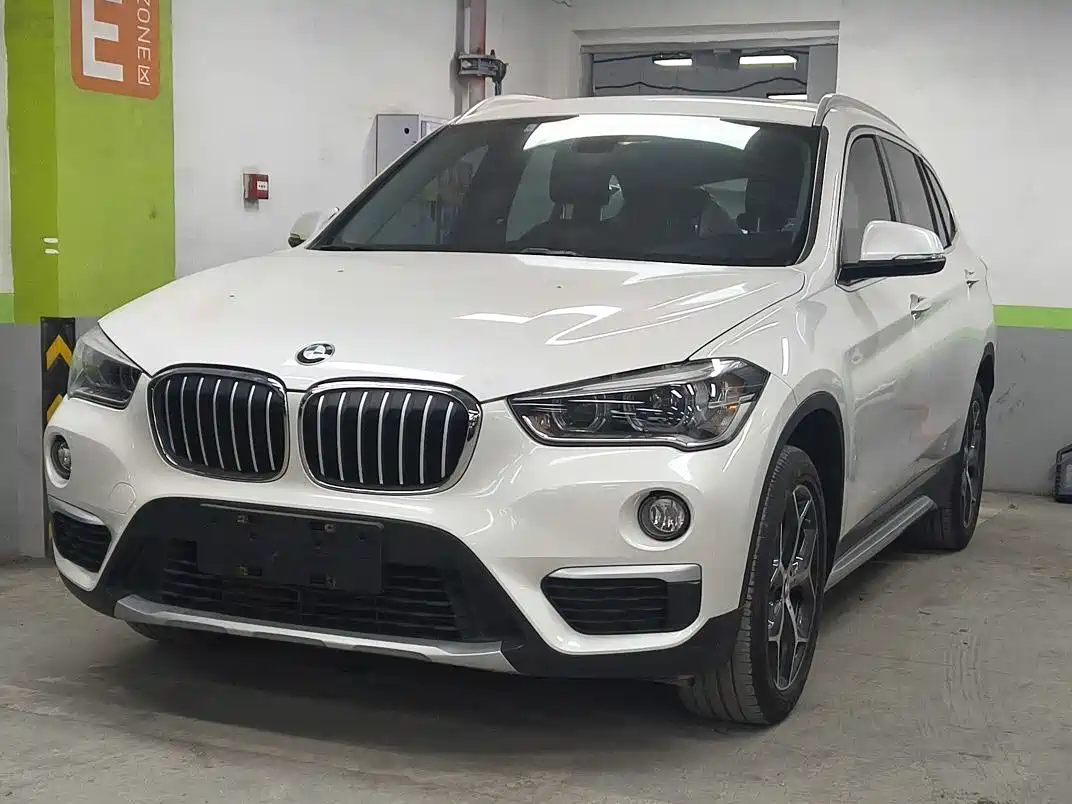BMW X1 2018 sDrive18Li Fashion Model