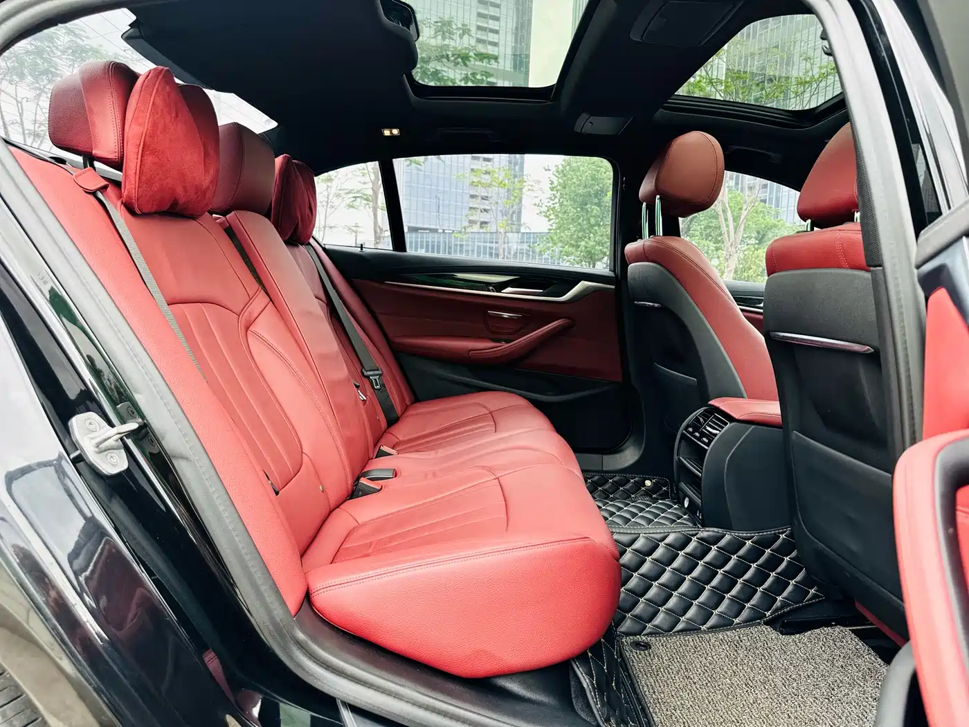 BMW 5 Series 2020 530Li Leading M Sport Package фото 12