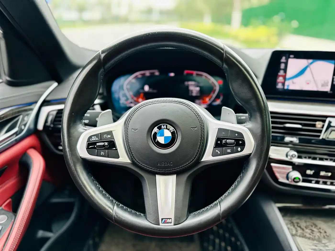 BMW 5 Series 2020 530Li Leading M Sport Package фото 14