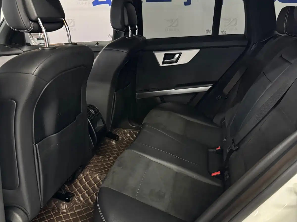 Photo 5 - Mercedes-Benz GLK-Class