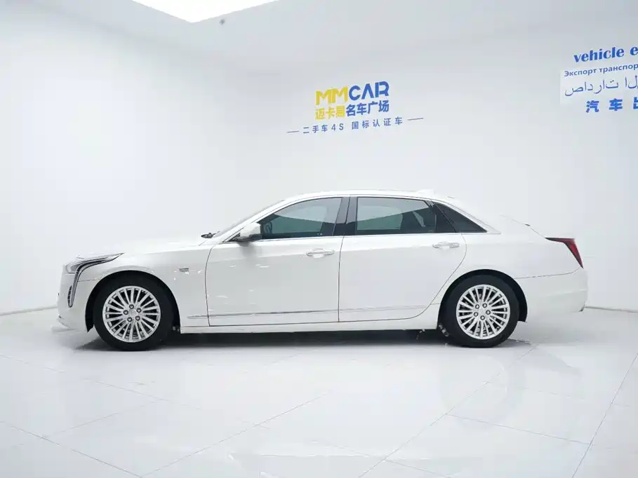 Фото 9 - Cadillac CT6