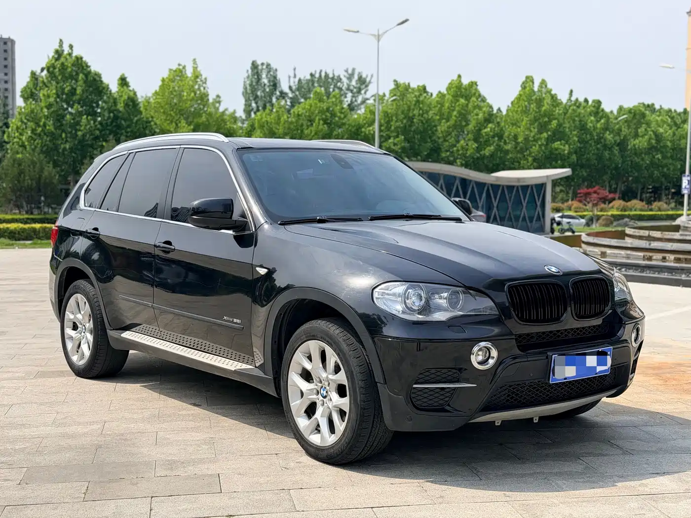 BMW X5 (Import) 2011 xDrive35i Leading Edition фото 3