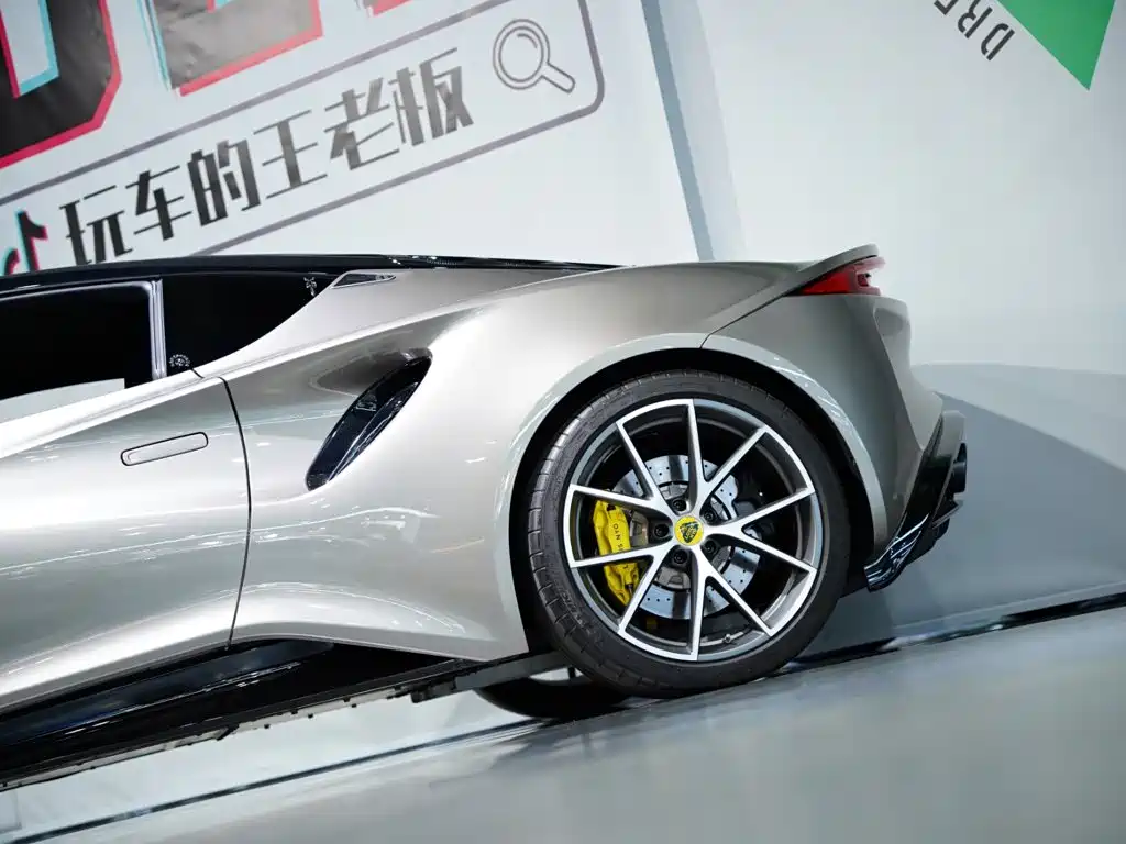 Lotus EMIRA 2024 2022 3.5T V6 Manual First Edition