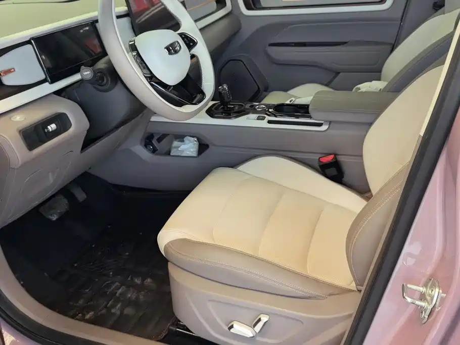 Geely ICON 2025 2026 Chocolate 1.5TD Pure Edition