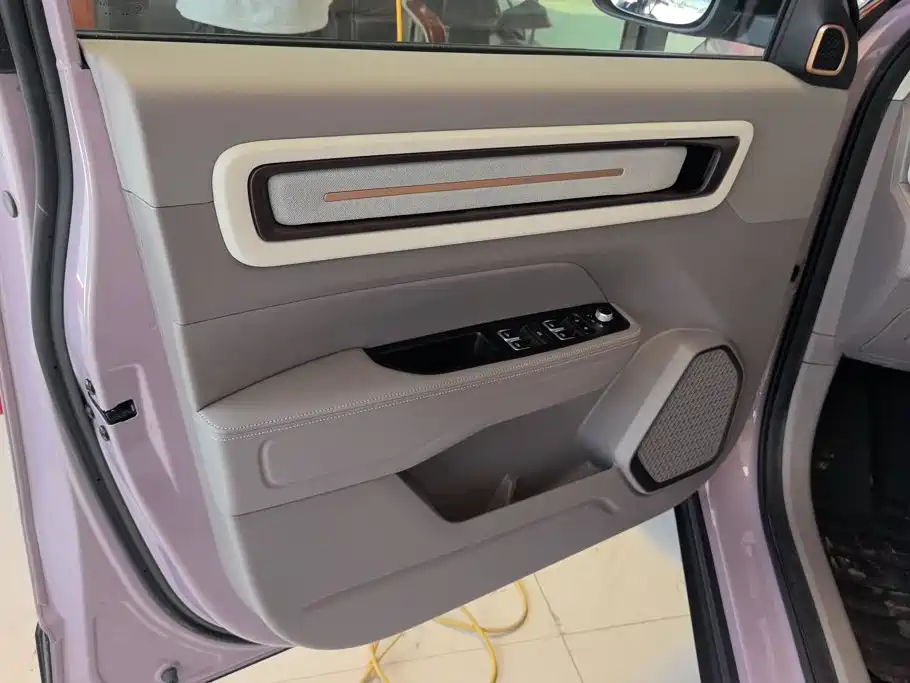 Geely ICON 2025 2026 Chocolate 1.5TD Pure Edition