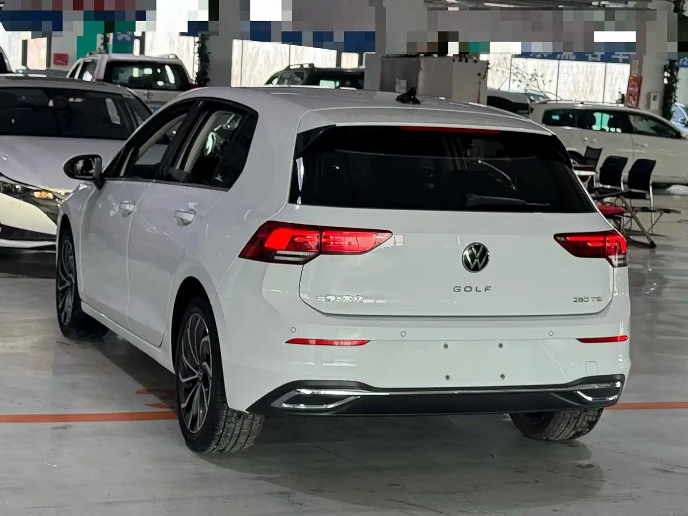 VOLKSWAGEN GOLF