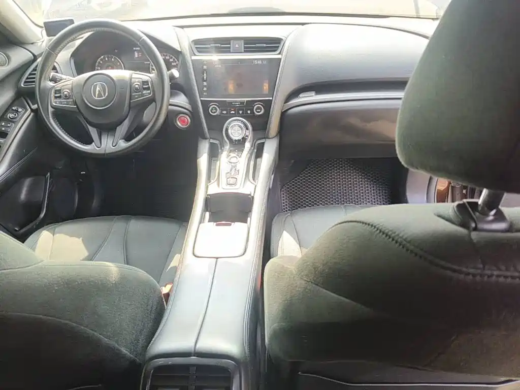 Photo 12 - Acura CDX