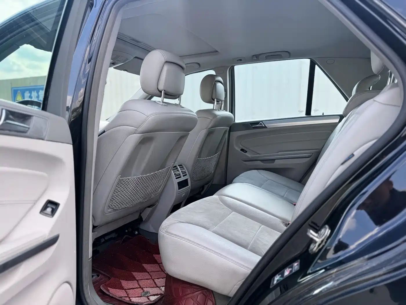 Mercedes-Benz M-Class 2010 ML 350 4MATIC Luxury фото 6