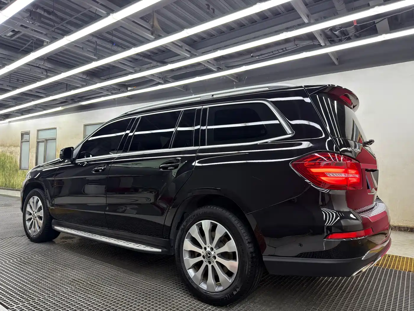 Mercedes-Benz GLS 2017 GLS 400 4MATIC Fashion фото 4