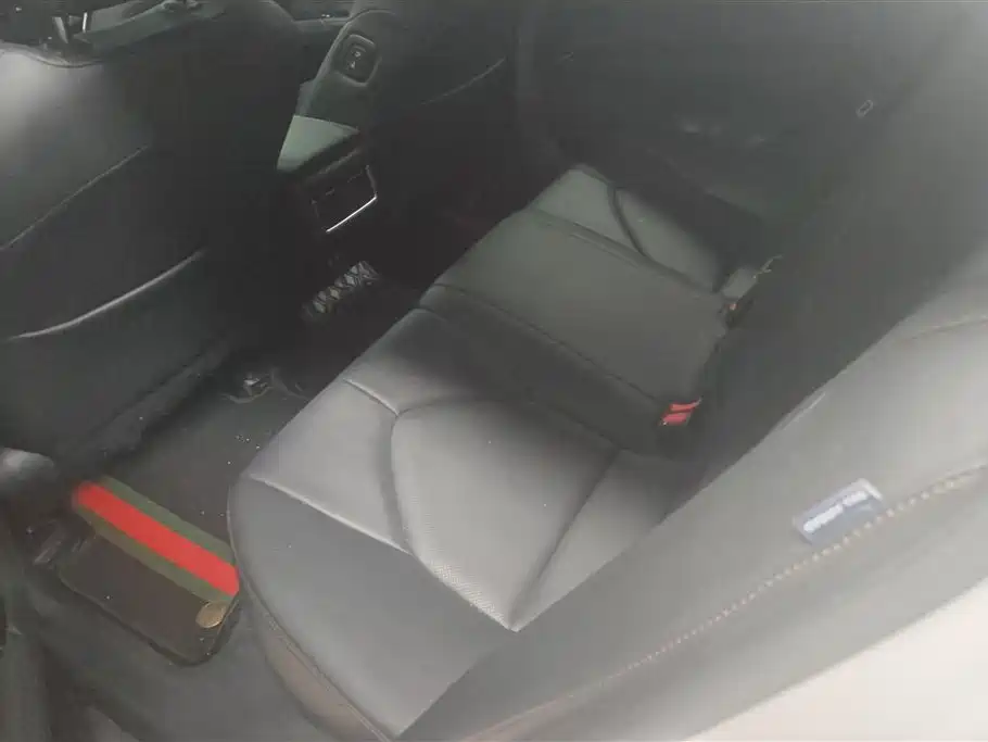 Toyota Camry 2021 2.0G Luxury Edition фото 11
