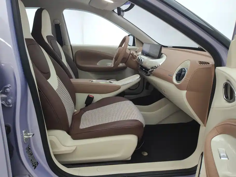 Фото 8 - Wuling Motors Wuling Bingo