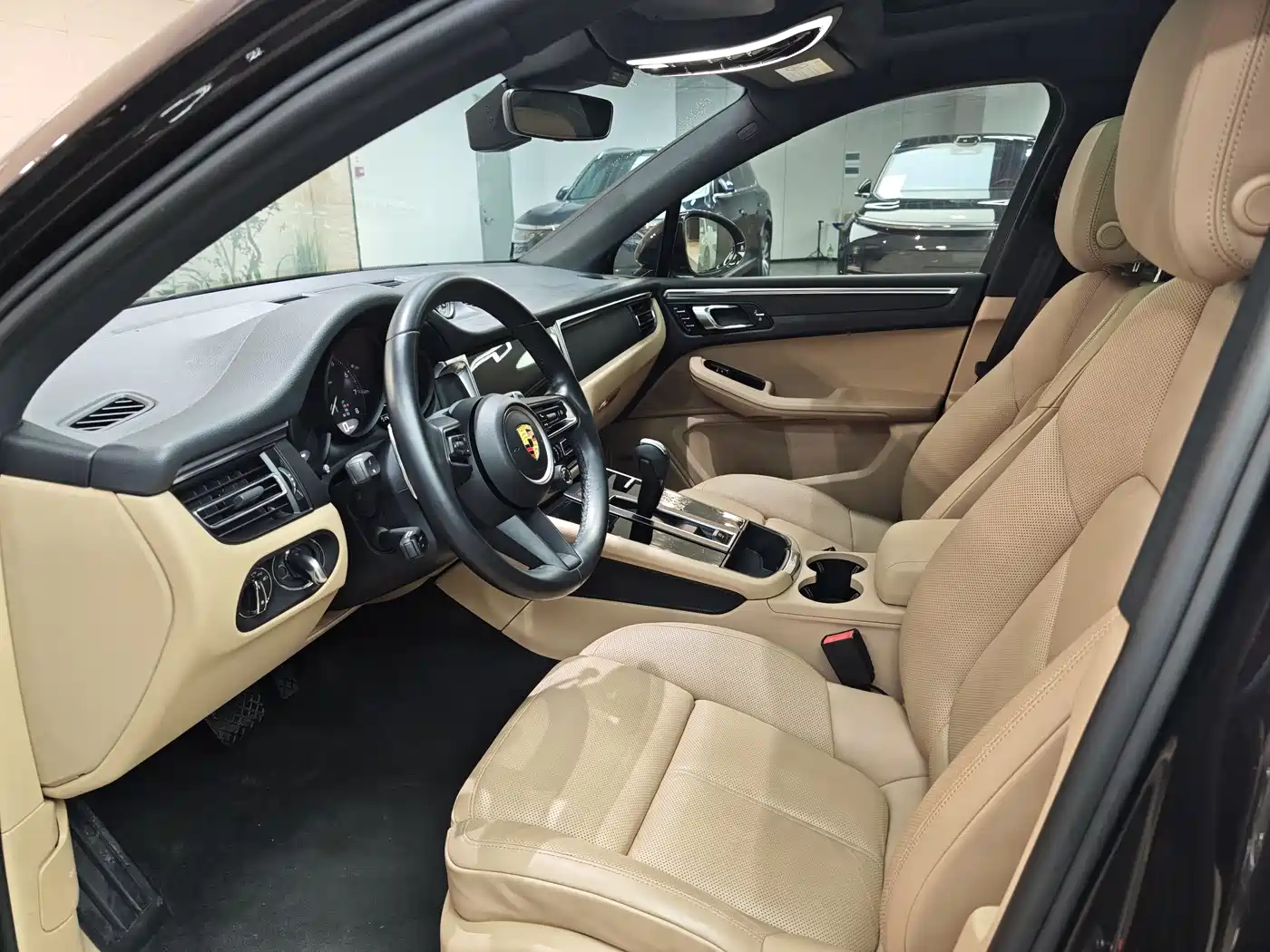 Porsche Macan 2022 Macan 2.0T фото 8