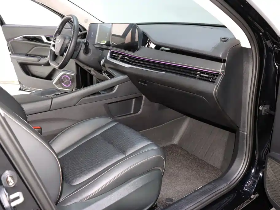 Фото 7 - Besturn B70