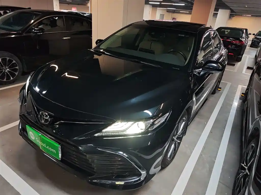 Toyota Camry 2021 2.5G Luxury Edition фото 2