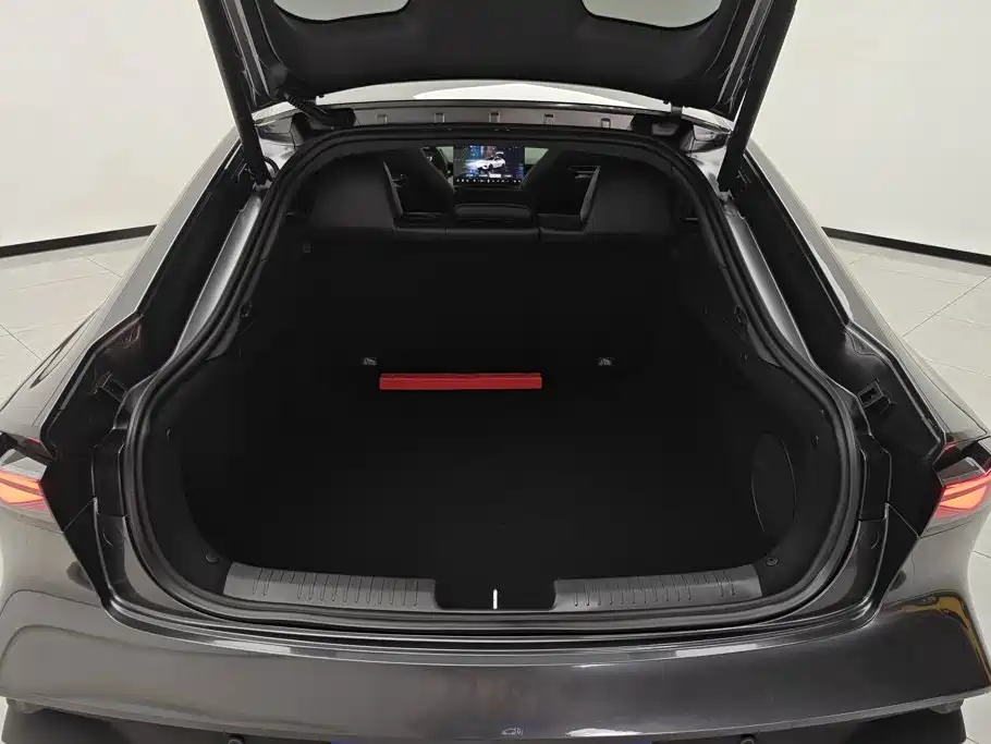 Changan UNI-V 2025 2025 2.0T Sport Version