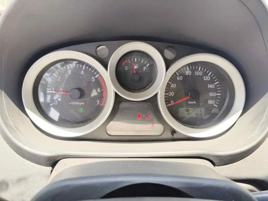 Foton Mopaike E 2014 2014 2.0L Fortune Express Classic Edition Basic 4Gi-VVT