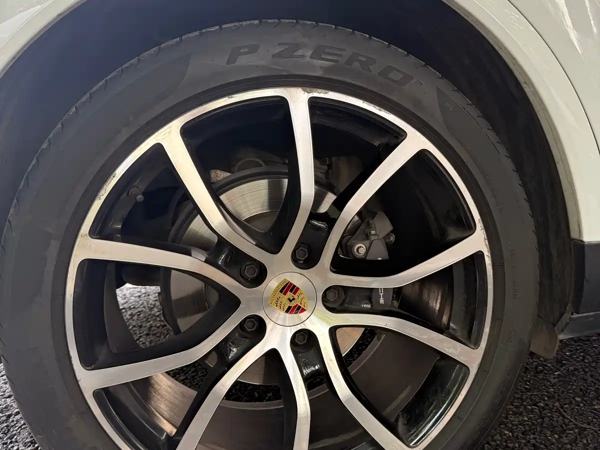 Porsche Cayenne 2023 Cayenne 3.0T Platinum Edition фото 8