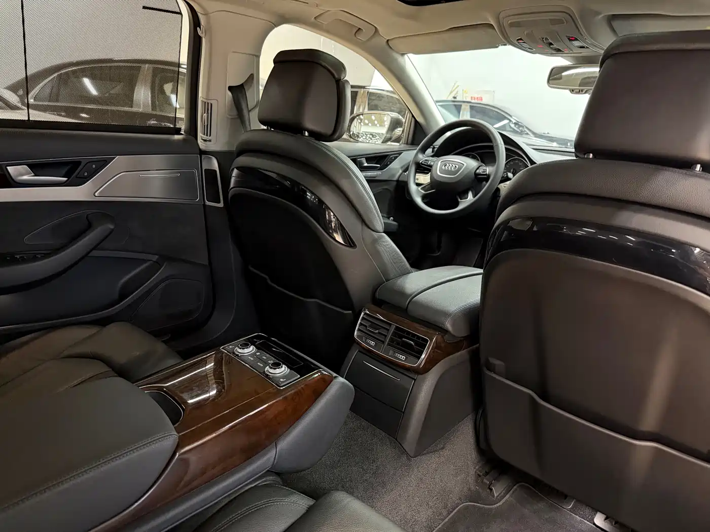 Audi A8 2016 A8L 45 TFSI quattro Comfort фото 22