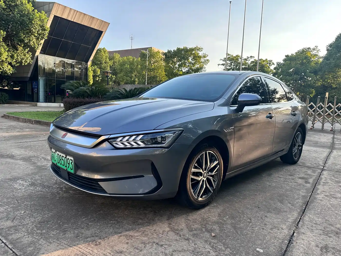 Фото 1 - BYD Qin PLUS