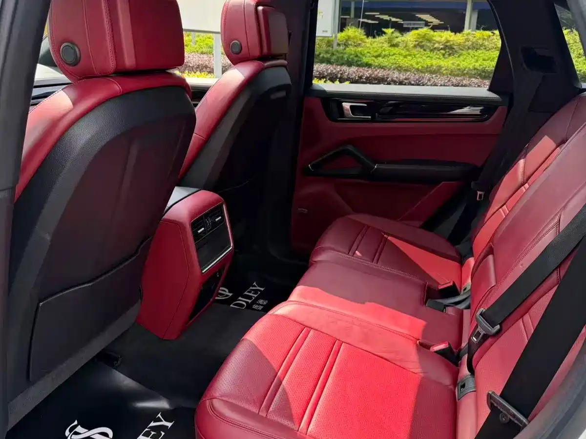 Porsche Cayenne 2019 Cayenne 3.0T фото 10