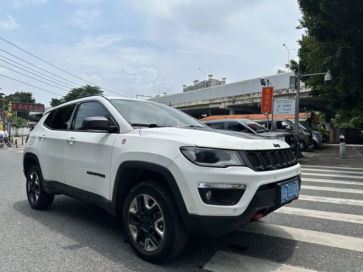 Фото 3 - Jeep Compass