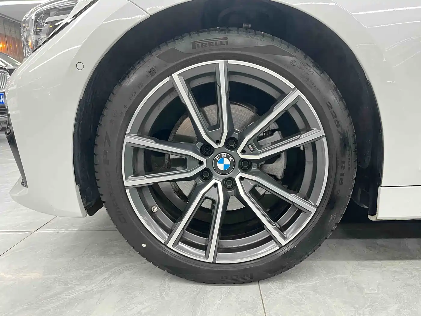 BMW 3 Series 2021 Second Facelift 325Li M Sport Package фото 23