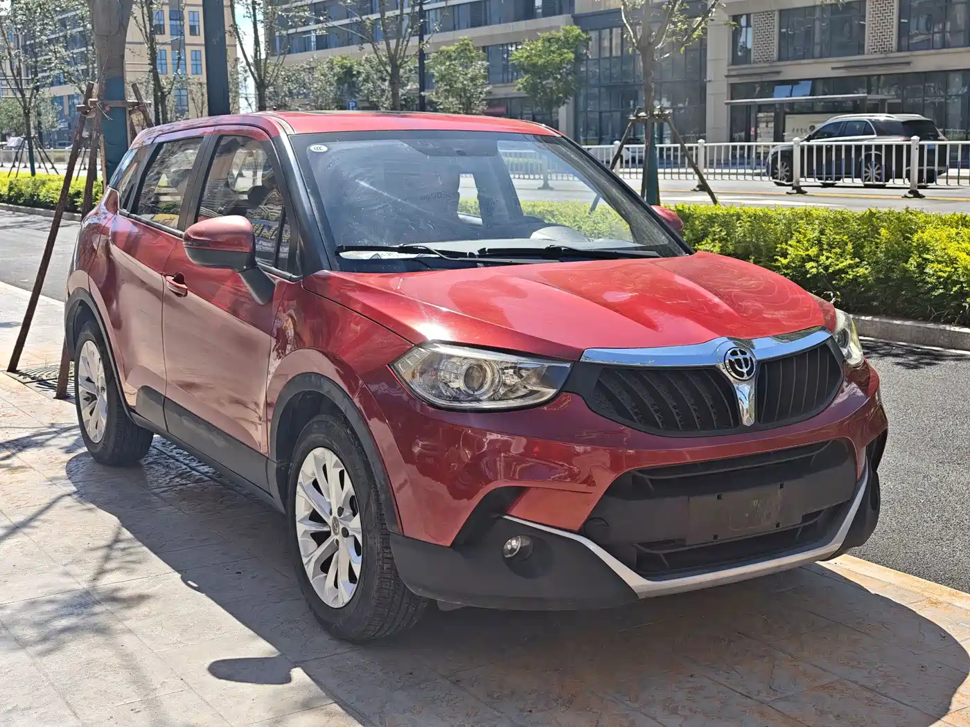 Фото 6 - Zhonghua V3