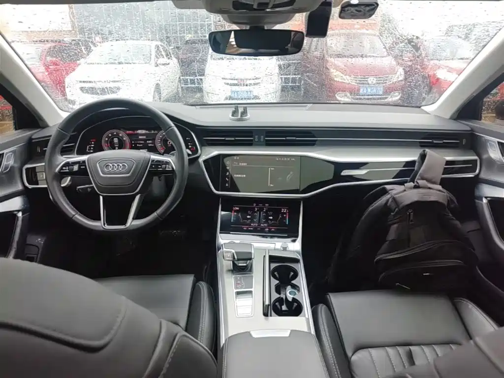 Audi A6L 2023 45 TFSI Premium Selection Dynamic фото 6