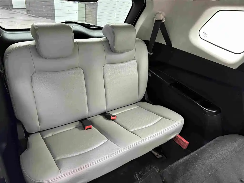 BAIC Huansu S3 2018 2017 1.5L Manual Luxury