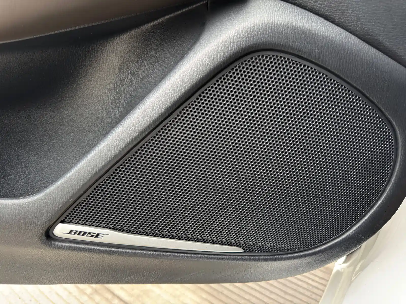 Photo 13 - Mazda Atenza
