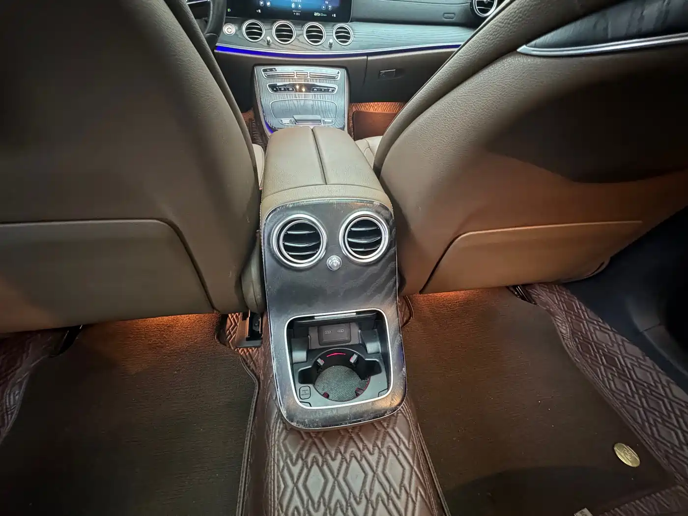 Mercedes-Benz E-Class 2021 E 300 L Fashion фото 11