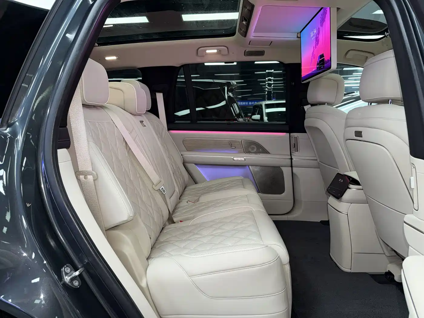 NIO ES8 2025 2025 Base Model 7-Seater