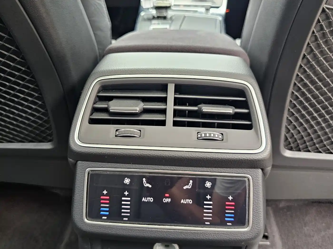 Audi A6L 2020 45 TFSI quattro Premium Dynamic фото 16