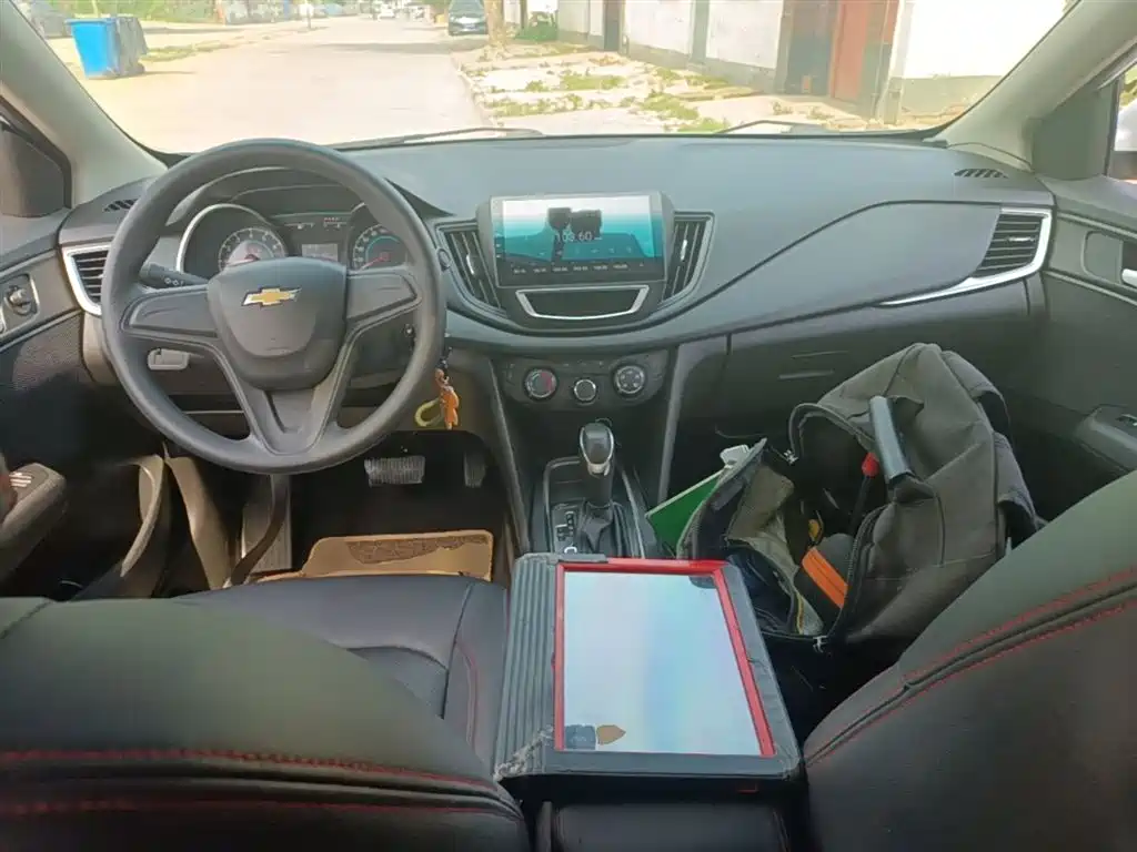 Chevrolet Cavalier 2018 320 Auto Enjoy Sunroof Edition фото 10